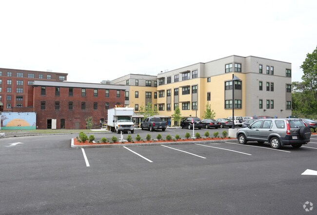 Building Photo - Jackson Commons II Rental