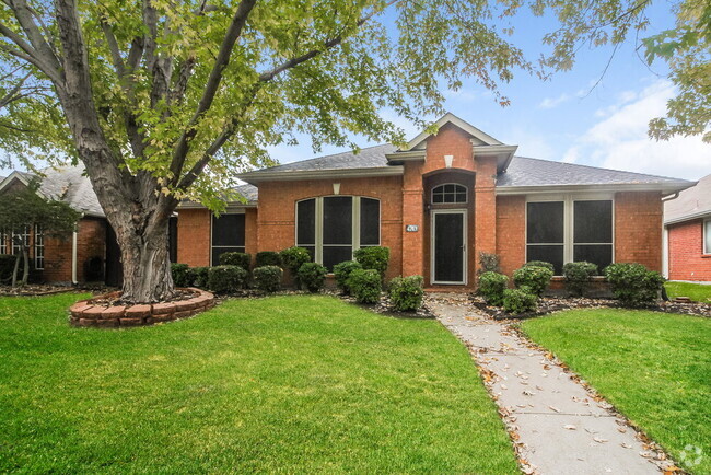 Building Photo - 4713 Baton Rouge Blvd Rental