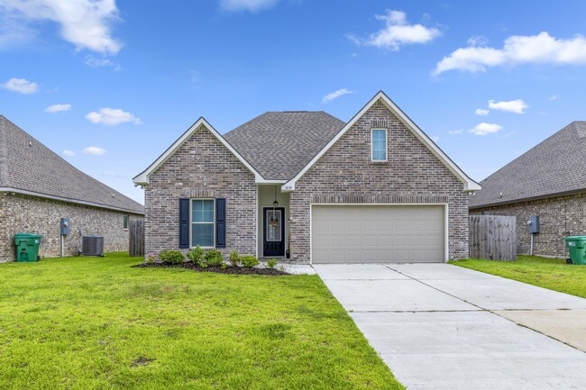 Building Photo - 1834 Poeyfarre Dr Rental