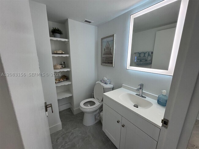 Photo - 9225 Collins Ave Unit 504