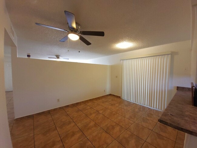 Photo - 5714 W Virginia Ave