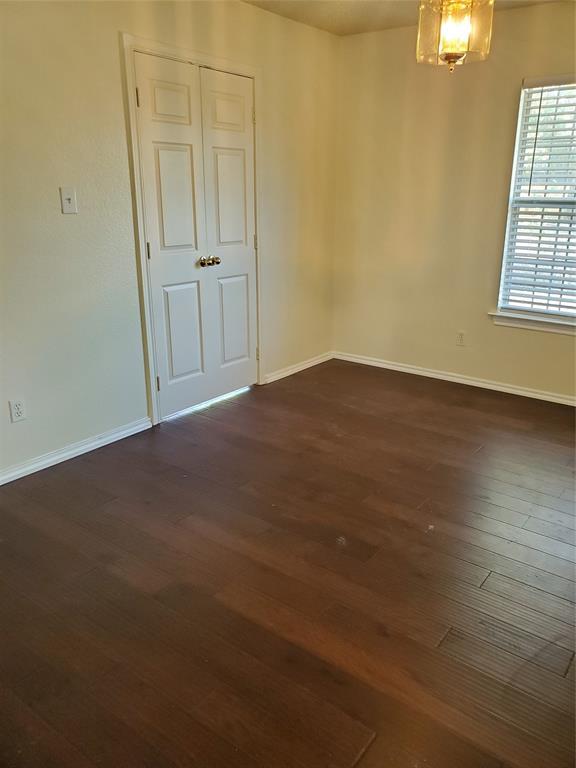 Photo - 2702 Dorris St