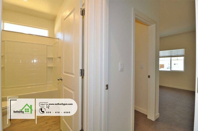 Photo - 3651 Ginny Ct