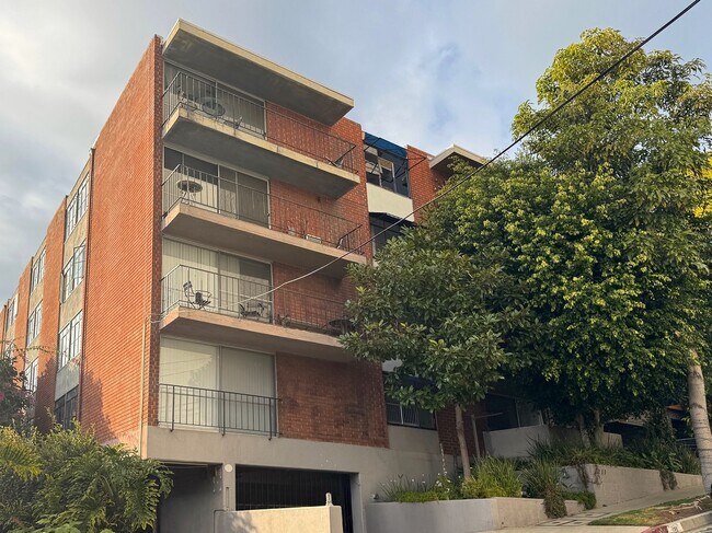 Photo - 1211 Horn Ave Unit 104