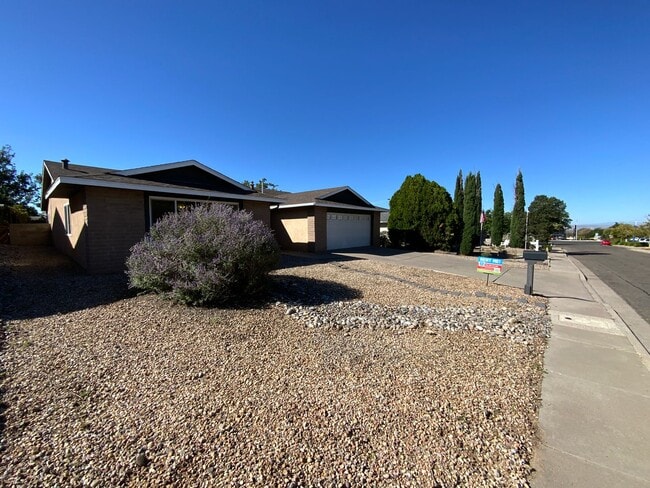 Photo - 4 Bedroom with Office Single Story Home Av...