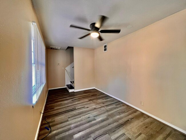 Photo - 1205-1207 Milam St