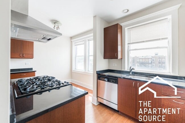 Photo - 4005 W Nelson St Unit 5C