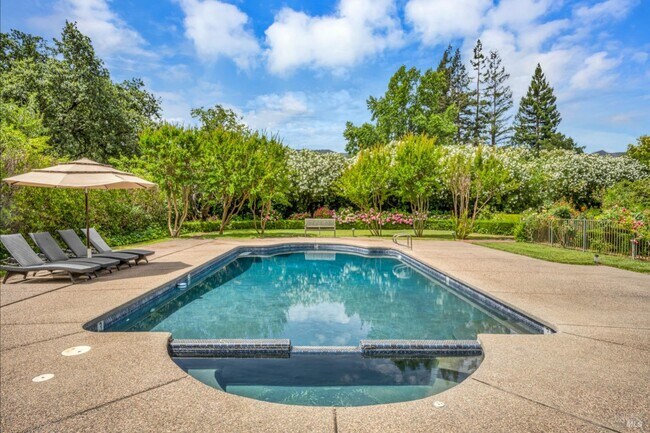 Photo - 1701 Zinfandel Ln