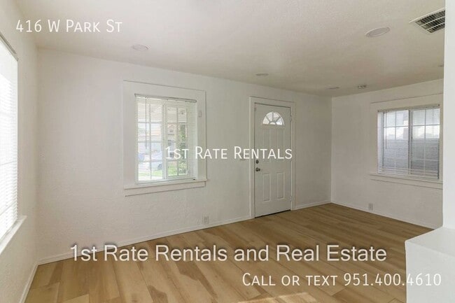 Photo - 416 W Park St