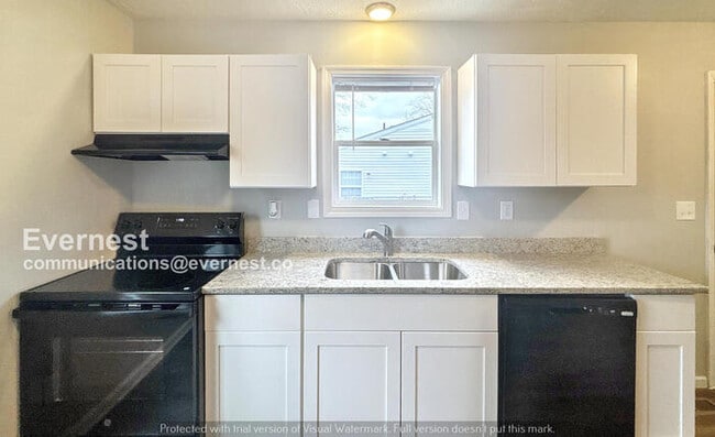 Photo - 1321 Southfield Dr S