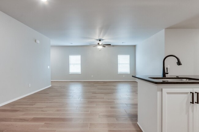 Photo - 5 East Unit 13608 Calli Court