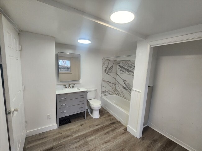 Photo - 28 Mather St