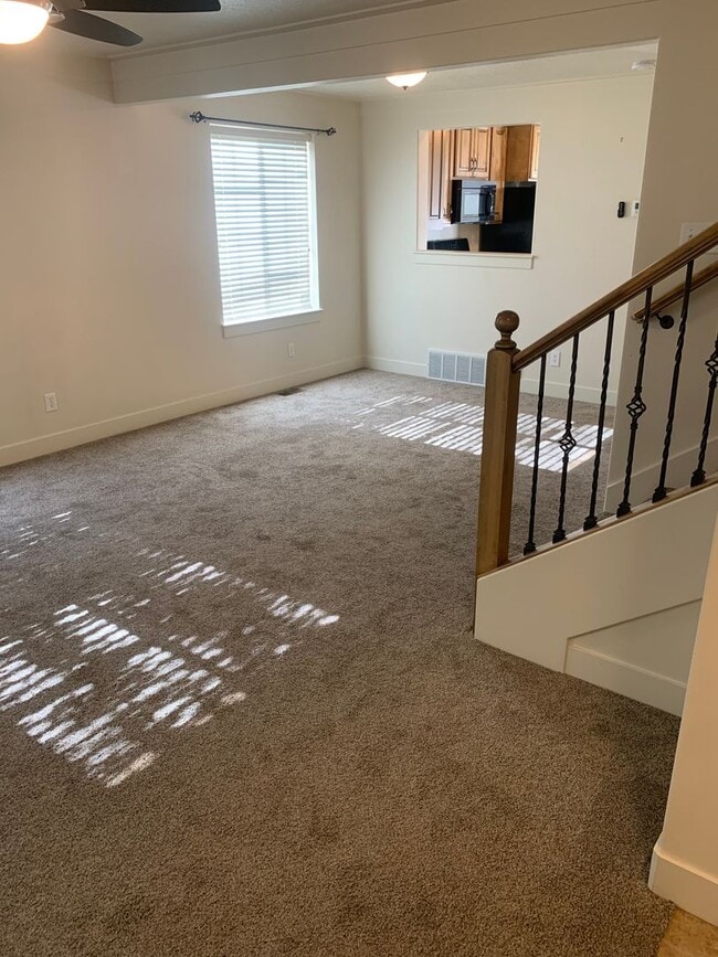 Photo - Beautiful 3 bedroom1.5 bath townhome in Price Utah