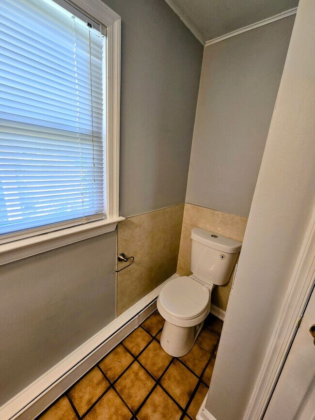Photo - 210 E Emmaus Ave Unidad 1