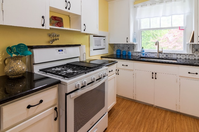Photo - 554 Prospect St