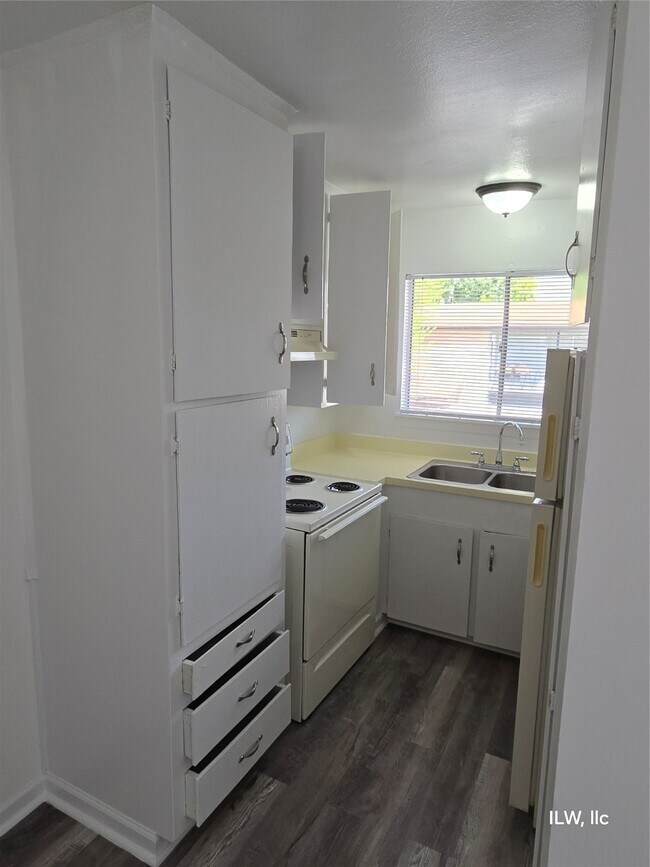 Photo - 8818 Ilona Ln Unit 6