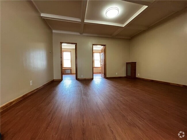 Building Photo - 7417 18th Ave Unit 2F Rental