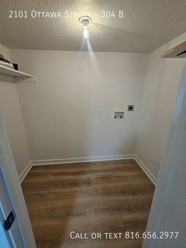 Photo - 2101 Ottawa St Unit 304 B