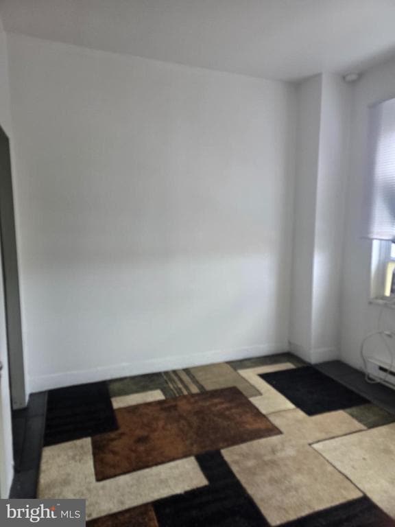 Building Photo - 4328 Frankford Ave Unit 3RD FLOOR (3B) Rental
