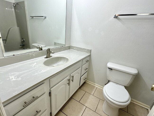 Photo - 100 Ridgewood Rd