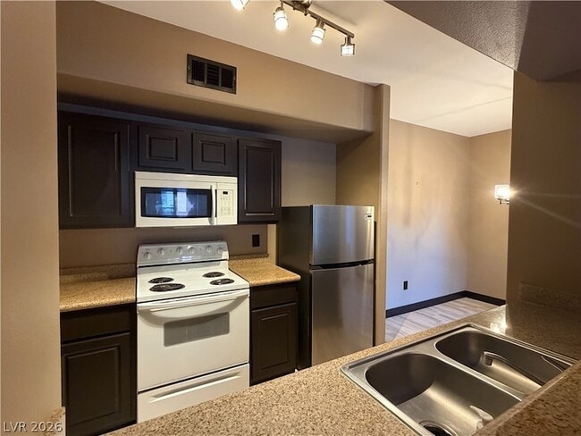 Photo - 8000 W Badura Ave Unit 1001