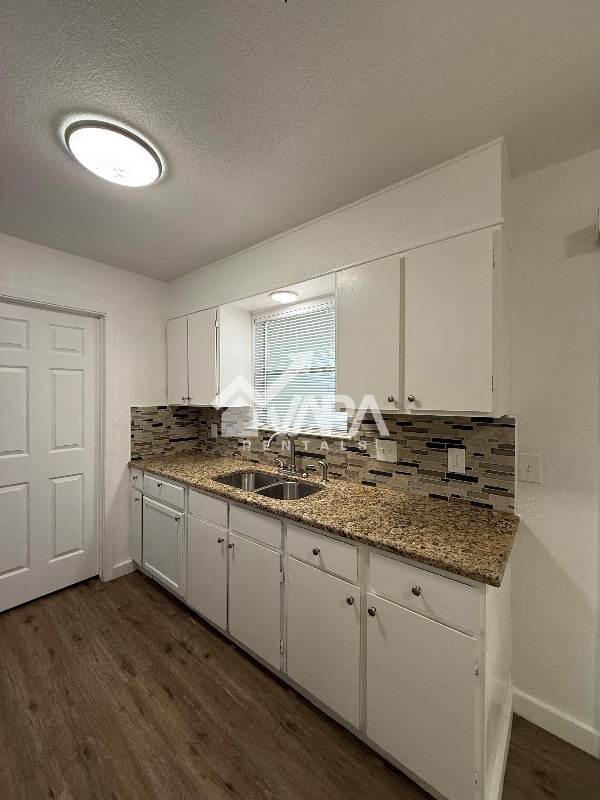 Photo - 1906 Wilsons Creek St