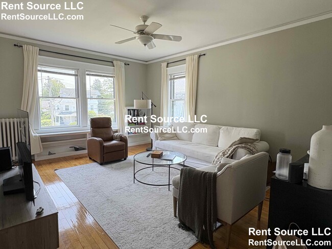 Photo - 1619 Centre St Unit TOP FLOOR