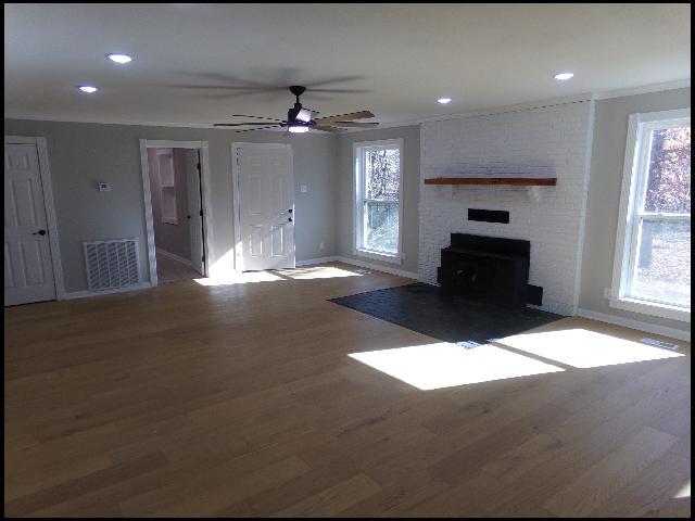 Photo - 912 Bumpus Rd