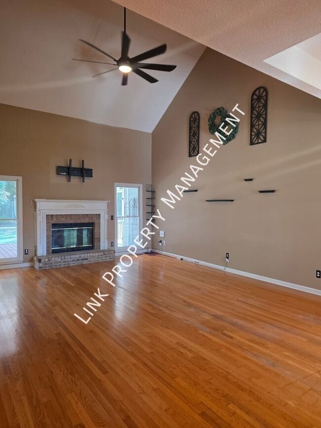 Photo - 6710 W Point Dr