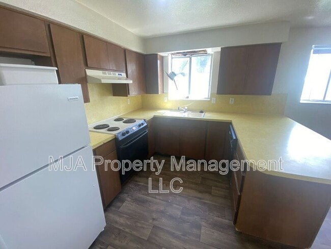 Photo - 1428 W 300 N Unit 11