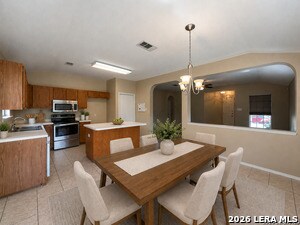 7306 Kingsland Dr