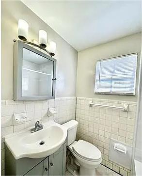 Photo - 420 Douglass Ave