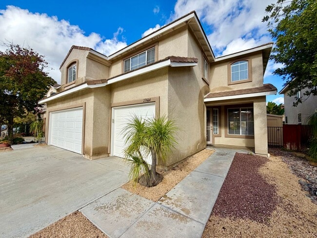 Photo - Spacious Oak Creek Cul-de-Sac Home with 5 Bedrooms & 3-Car Garage