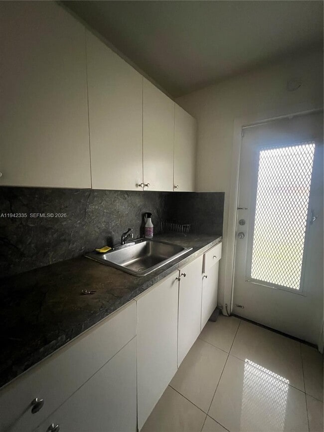 Photo - 16120 NE 19th Ct Unit 3