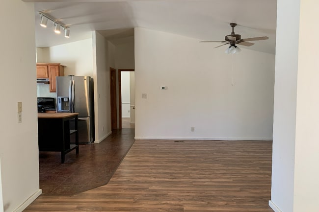 680 Ocotillo Cir