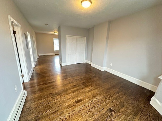 Photo - 10 Cross St E Unit 3