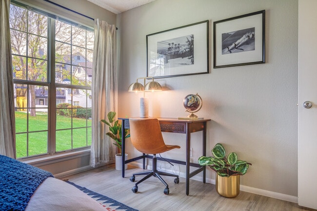 Apartamentos Riverbend — foto de la comunidad