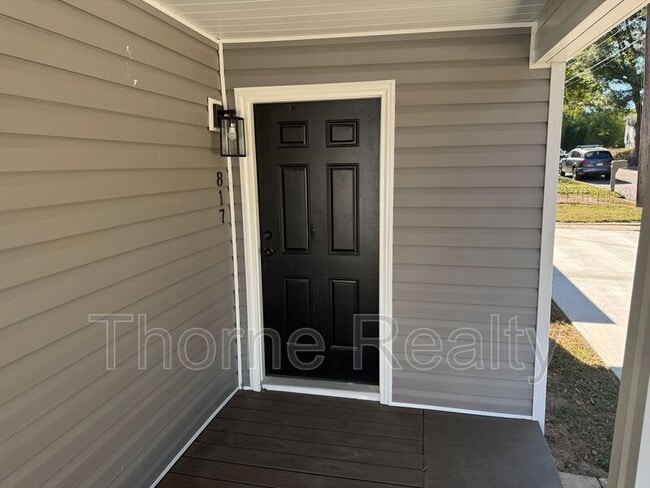 Photo - 817 Belleview Ave