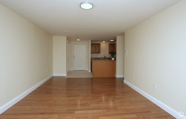 London Court