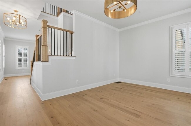 Photo - 1254 Six Sisters St