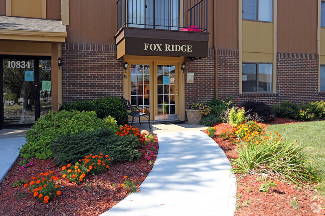 Building Photo - Fox Ridge Apartments