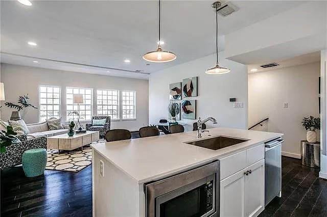 Photo - 627 Finley Ct