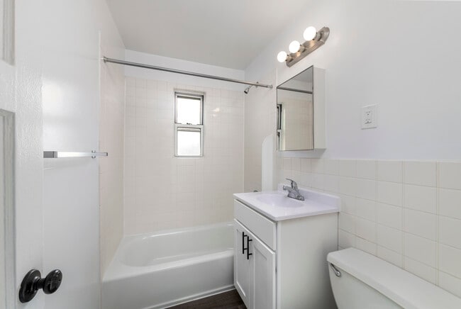 Ivy Lane Apartments