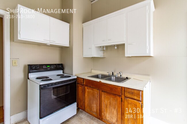 Photo - 1430 E 1st St Unit #3