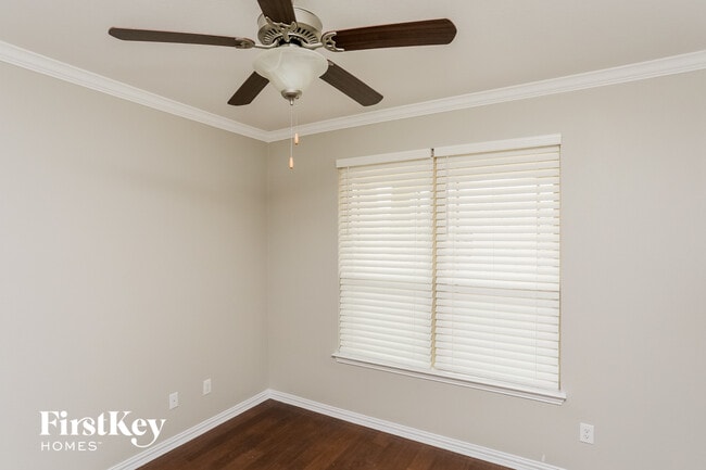 Photo - 150 Cameron Dr