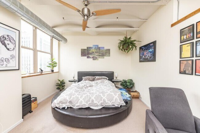 Photo - 2 bedroom in Chicago IL 60607 Unit 510