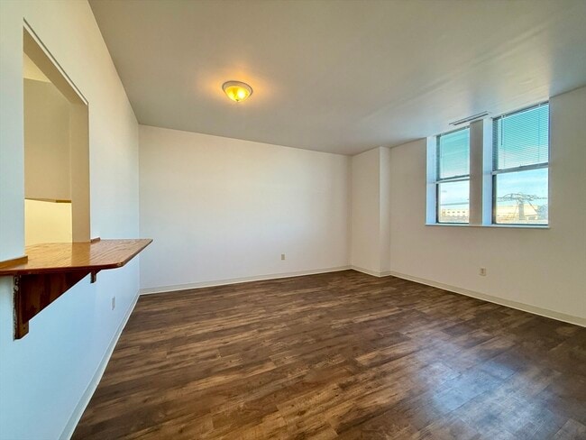 Photo - 6 S Washington St Unit 305