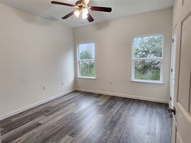 Photo - 6202 Lacey Oak Dr