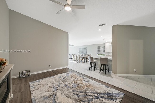 Photo - 10733 SW Elsinore Dr