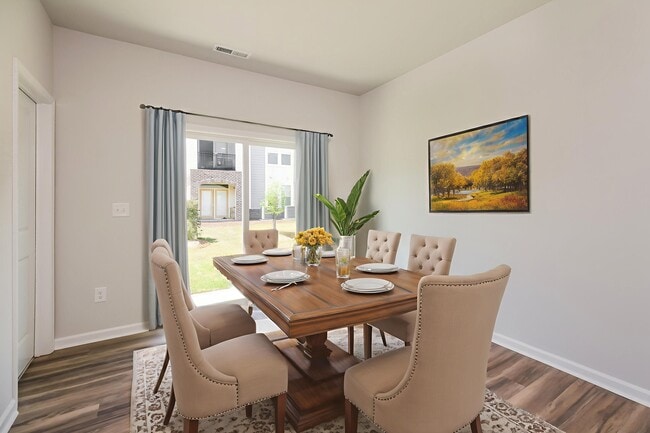 2812 Summer Townes Wy